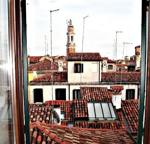 Venice Apartments Daire